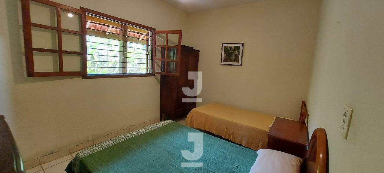 Casa à venda com 4 quartos, 250m² - Foto 18