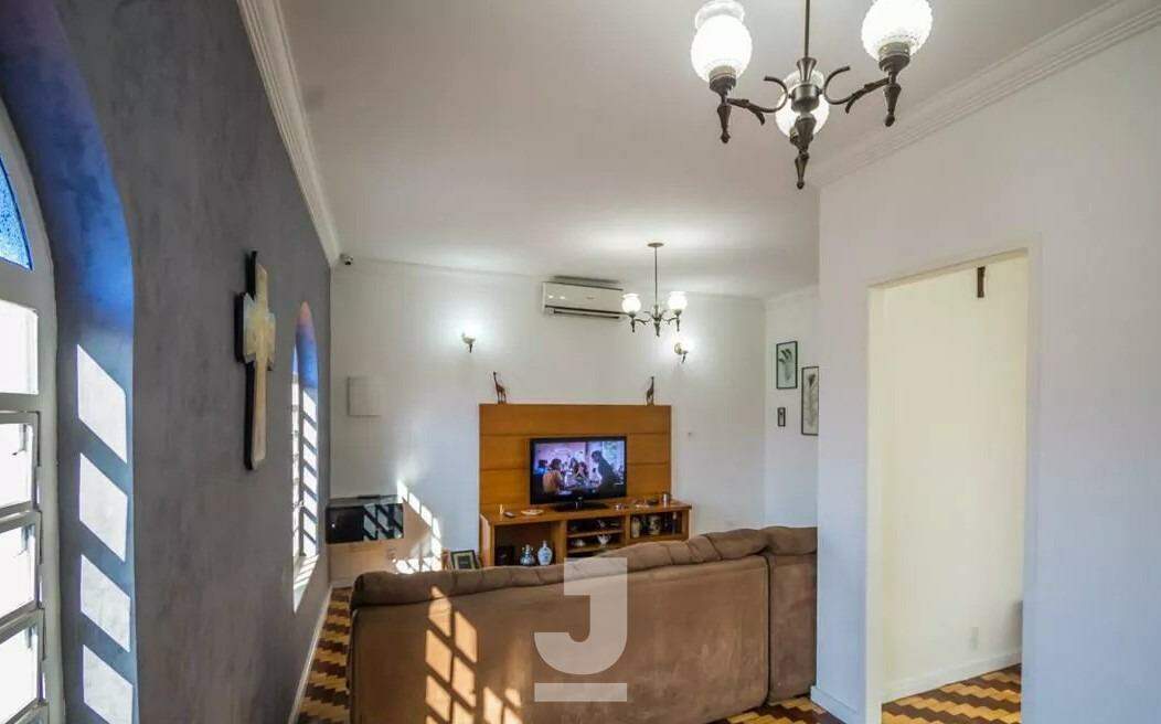 Casa à venda com 3 quartos, 256m² - Foto 6