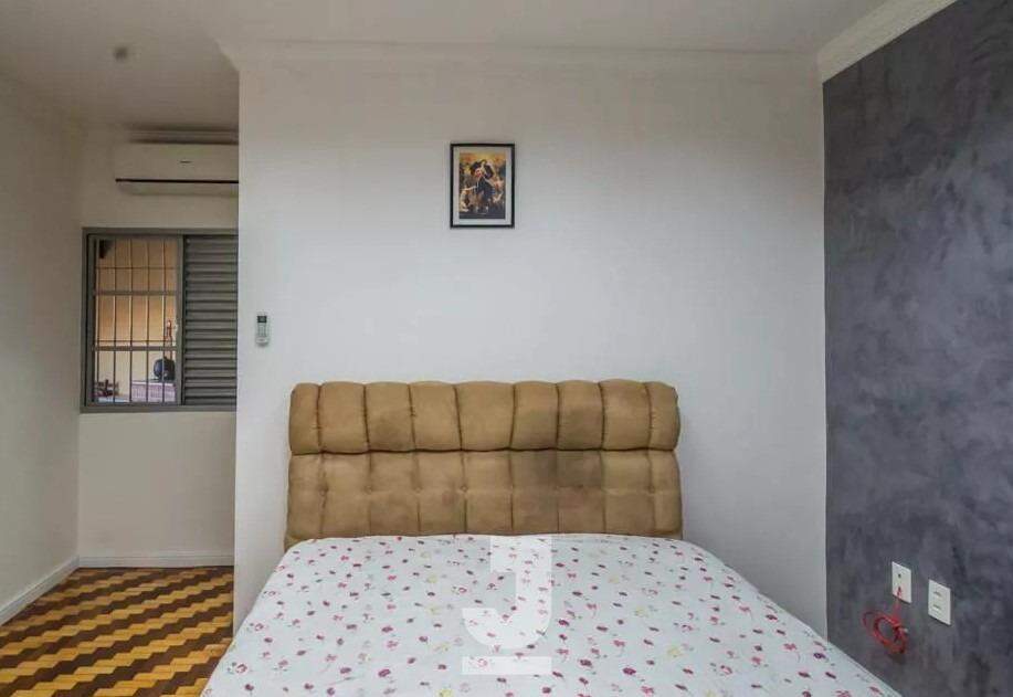 Casa à venda com 3 quartos, 256m² - Foto 9