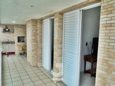 Apartamento à venda com 3 quartos, 93m² - Foto 17