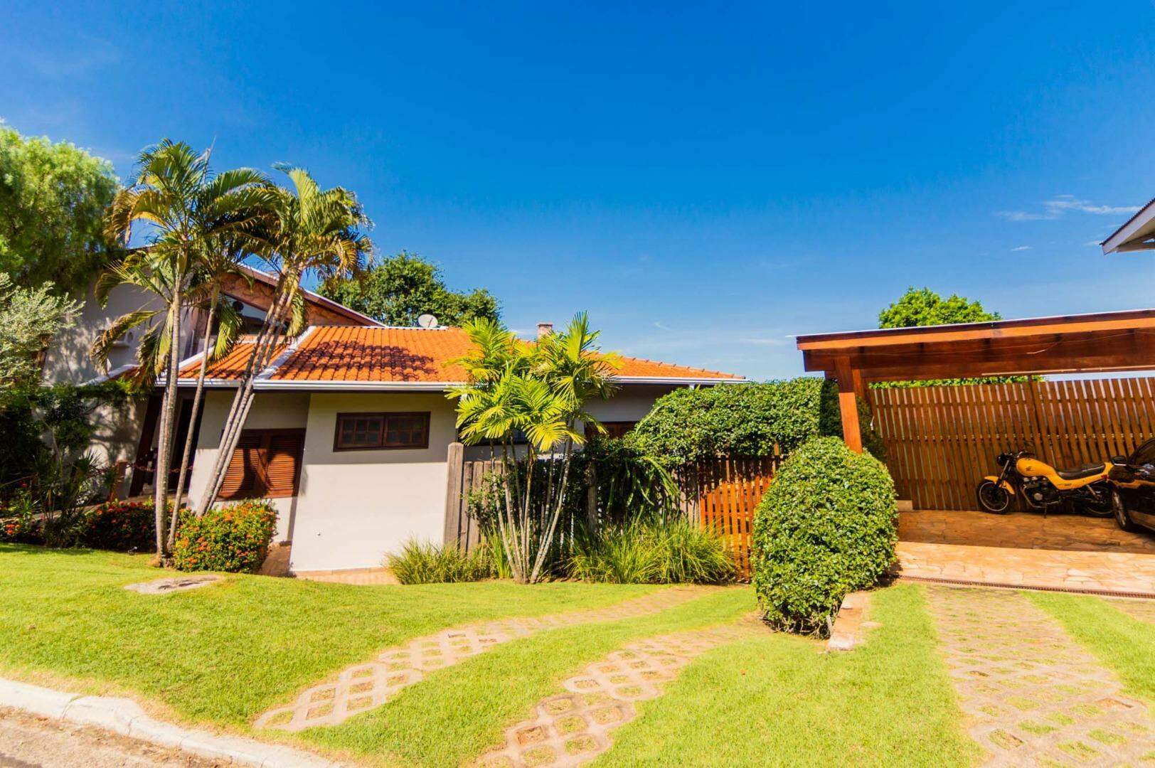 Casa de Condomínio à venda com 3 quartos, 318m² - Foto 4