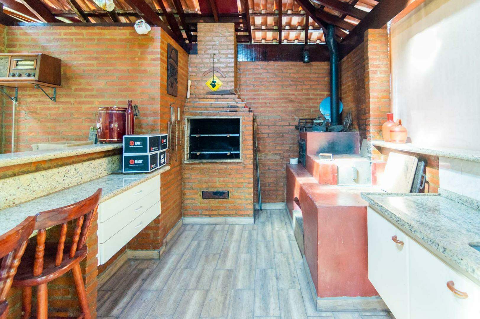 Casa de Condomínio à venda com 3 quartos, 318m² - Foto 23