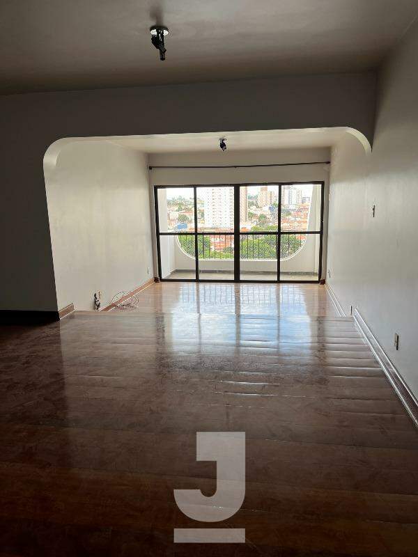 Apartamento à venda com 4 quartos, 221m² - Foto 29