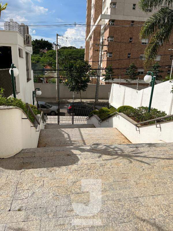 Apartamento à venda com 4 quartos, 221m² - Foto 6