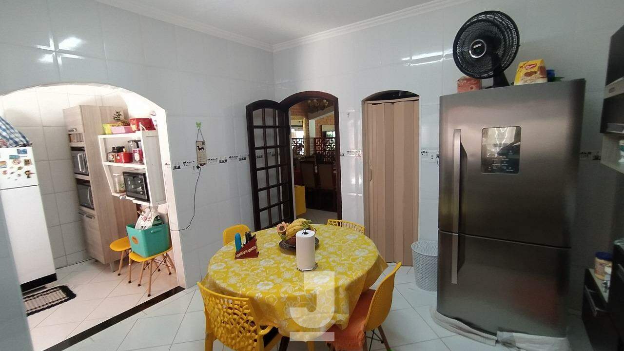 Casa de Condomínio à venda com 5 quartos, 313m² - Foto 46