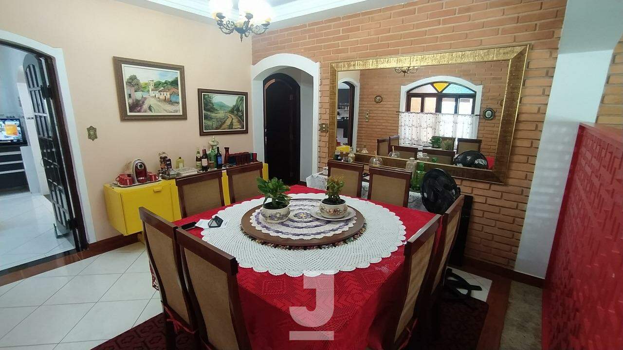 Casa de Condomínio à venda com 5 quartos, 313m² - Foto 13