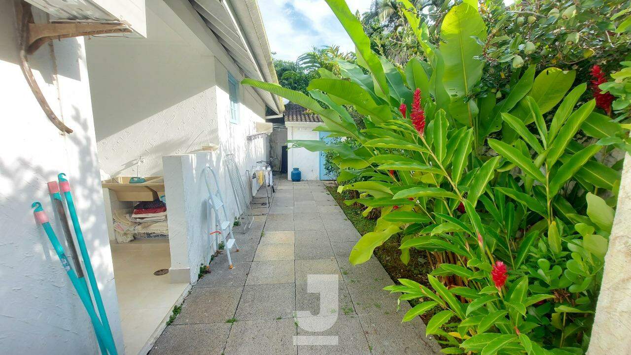 Casa de Condomínio à venda com 6 quartos, 250m² - Foto 49