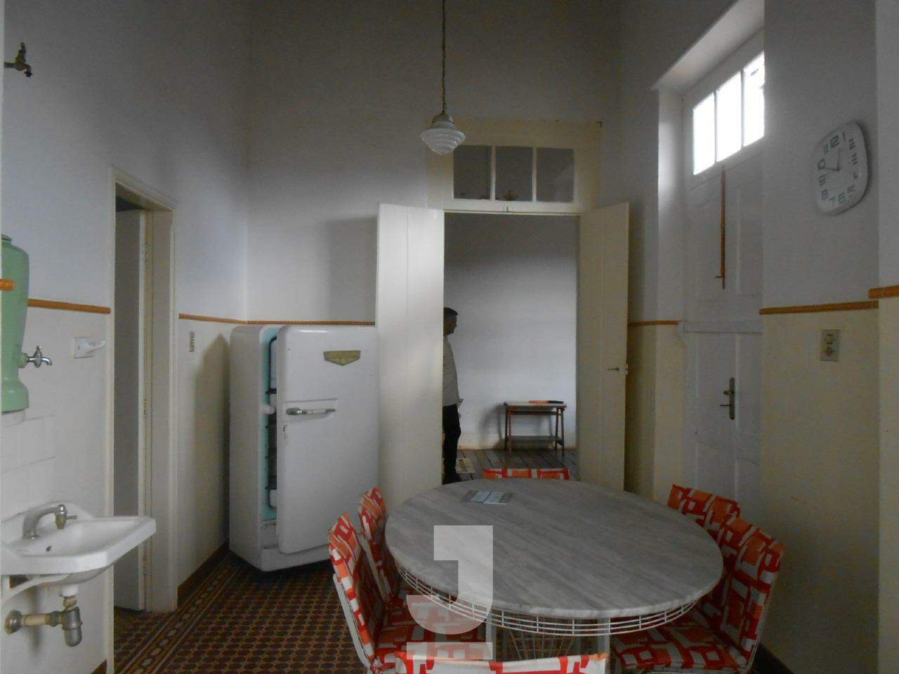 Casa à venda com 3 quartos, 190m² - Foto 18