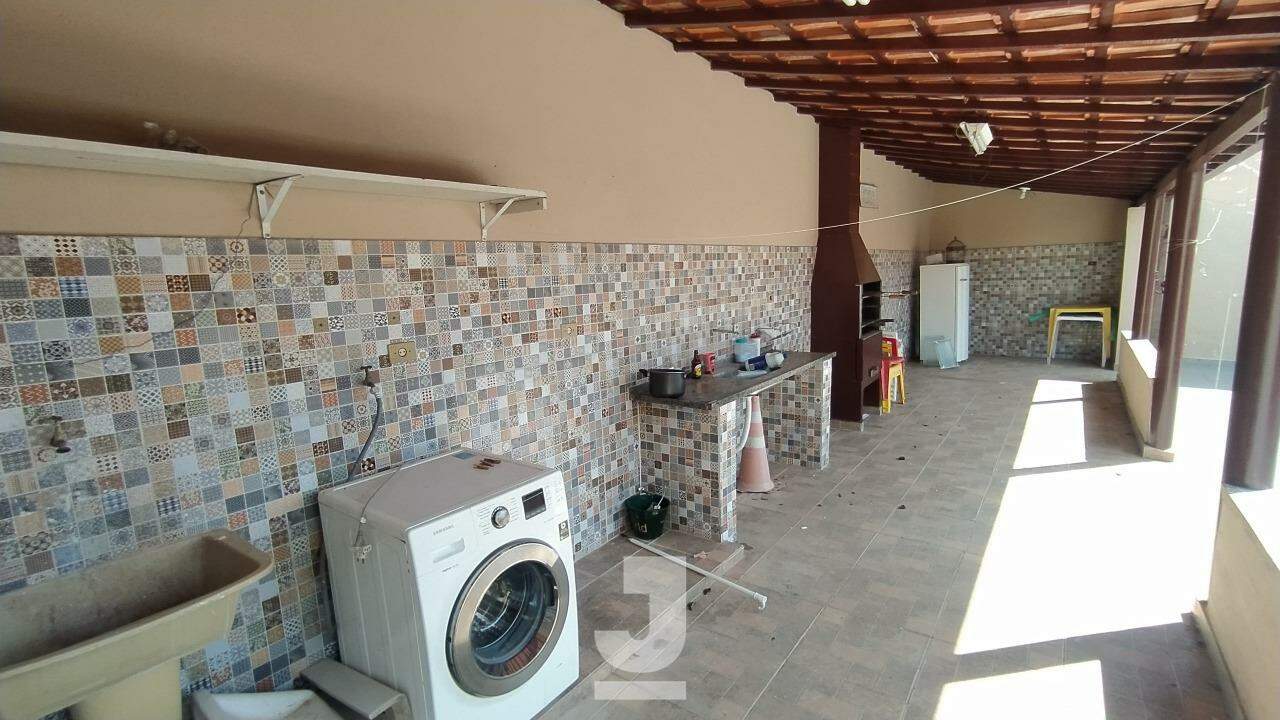 Casa à venda com 3 quartos, 164m² - Foto 2