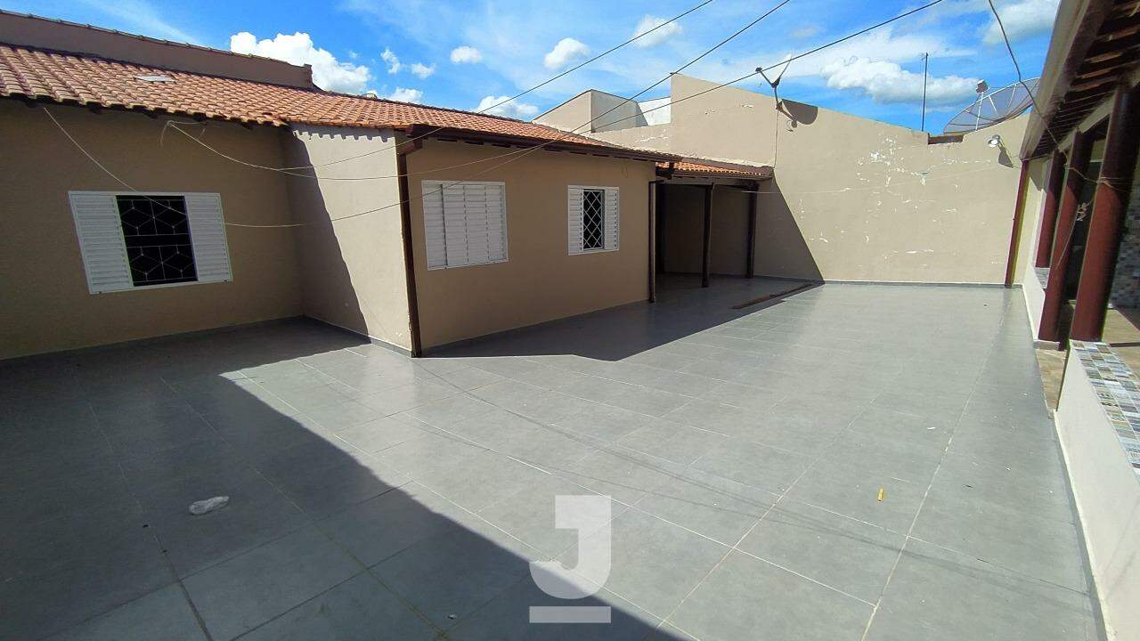 Casa à venda com 3 quartos, 164m² - Foto 3