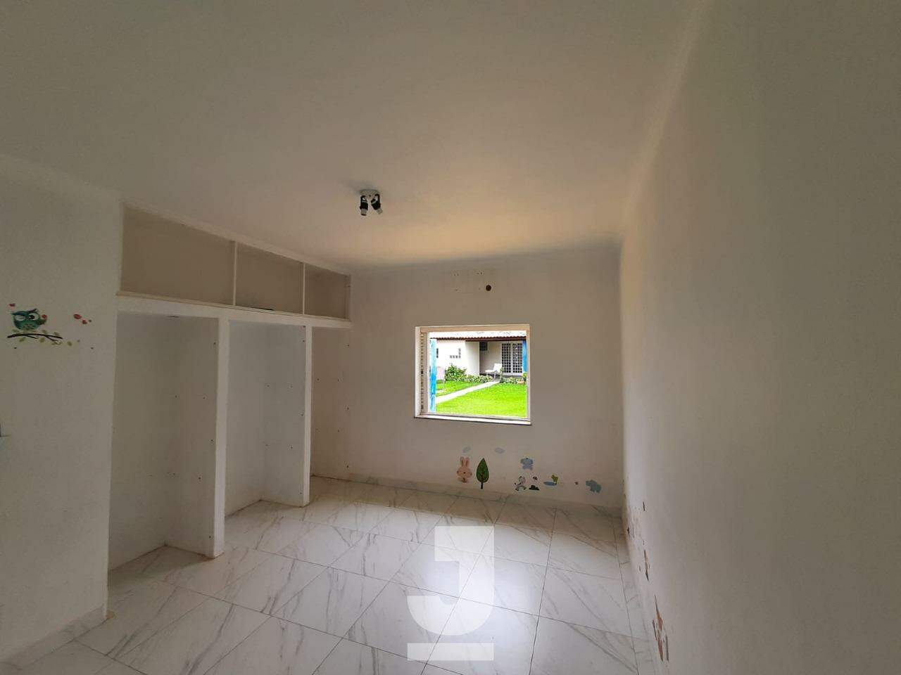 Casa à venda com 4 quartos, 225m² - Foto 23