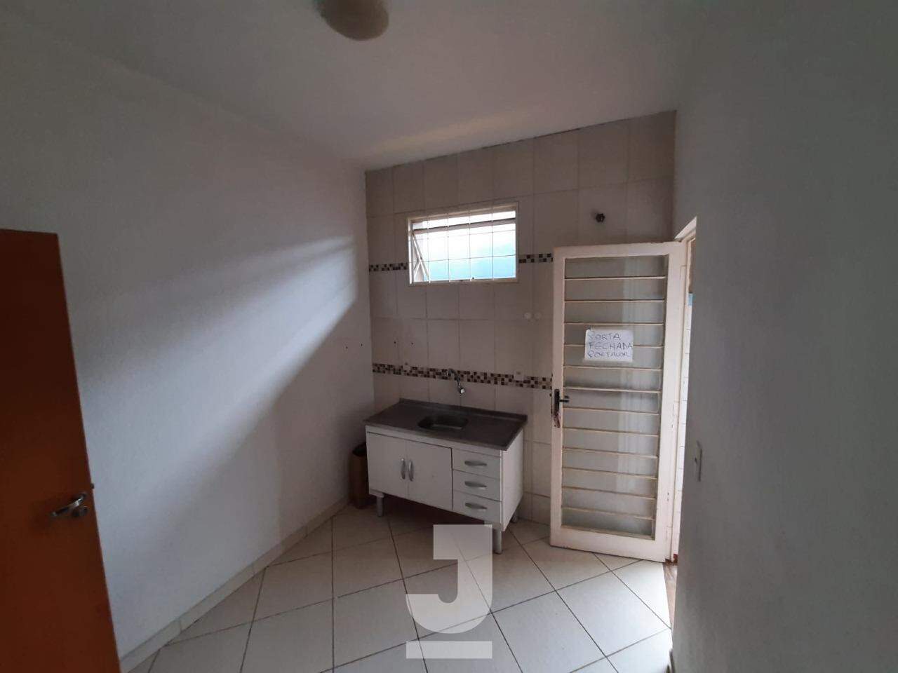 Casa à venda com 4 quartos, 225m² - Foto 28