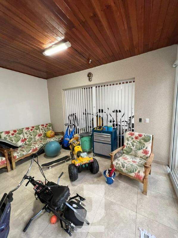 Casa à venda com 3 quartos, 410m² - Foto 28