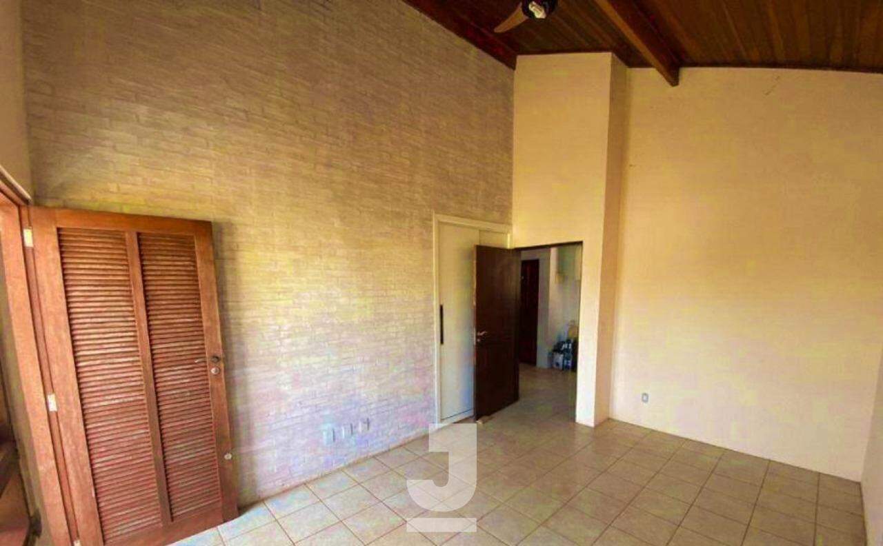 Casa à venda com 4 quartos, 217m² - Foto 3