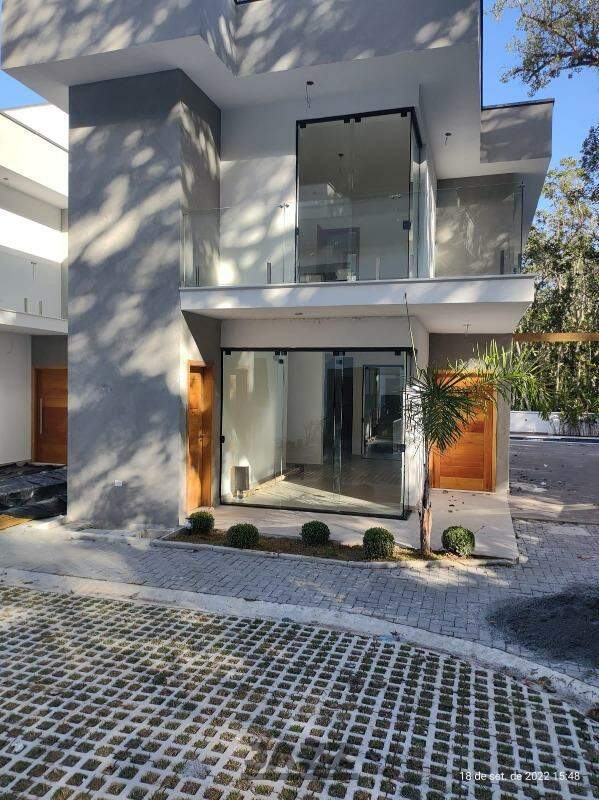 Casa de Condomínio à venda com 3 quartos, 167m² - Foto 1