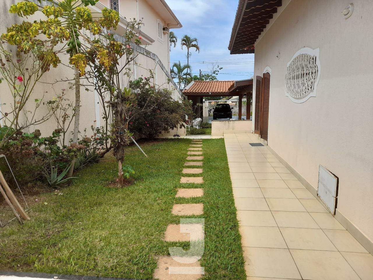 Casa à venda com 3 quartos, 750m² - Foto 28