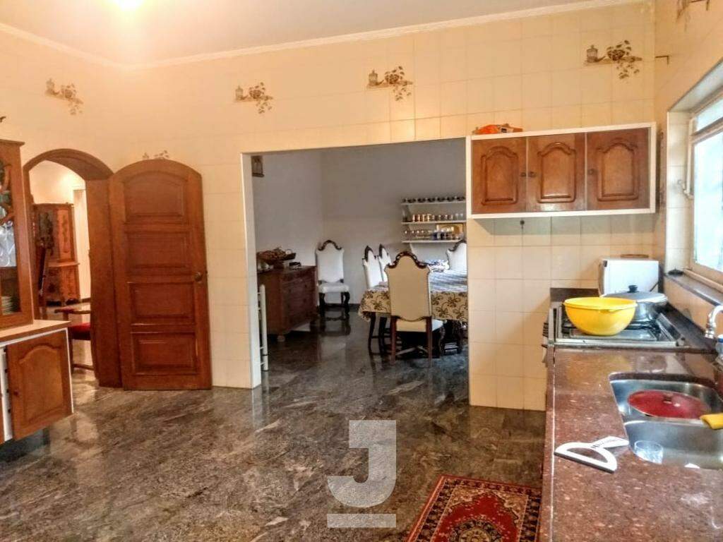 Casa à venda com 3 quartos, 750m² - Foto 11