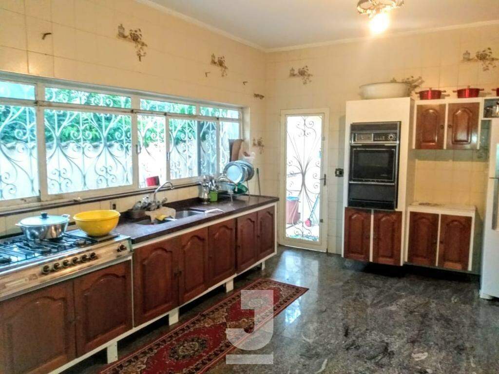 Casa à venda com 3 quartos, 750m² - Foto 9