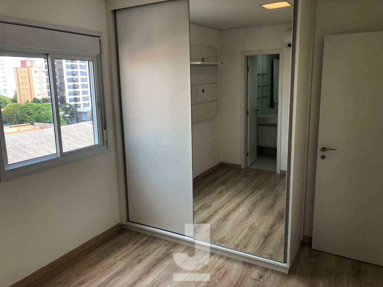 Apartamento à venda com 3 quartos, 87m² - Foto 28