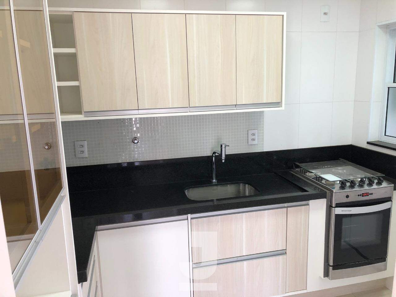 Apartamento à venda com 3 quartos, 87m² - Foto 33