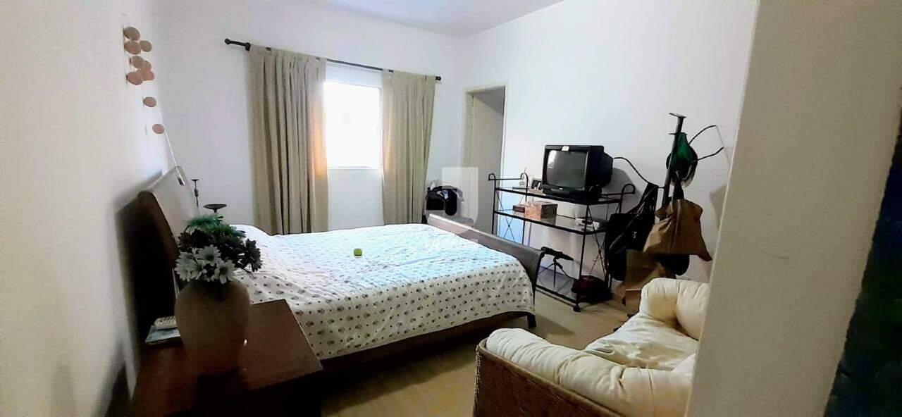 Apartamento à venda com 3 quartos, 107m² - Foto 9