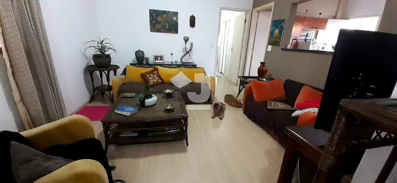 Apartamento à venda com 3 quartos, 107m² - Foto 2