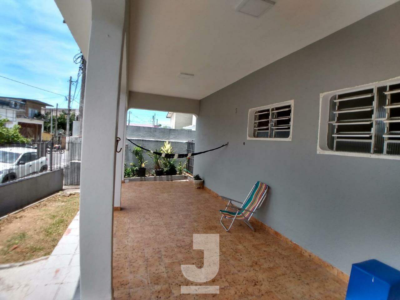 Casa à venda com 3 quartos, 194m² - Foto 9