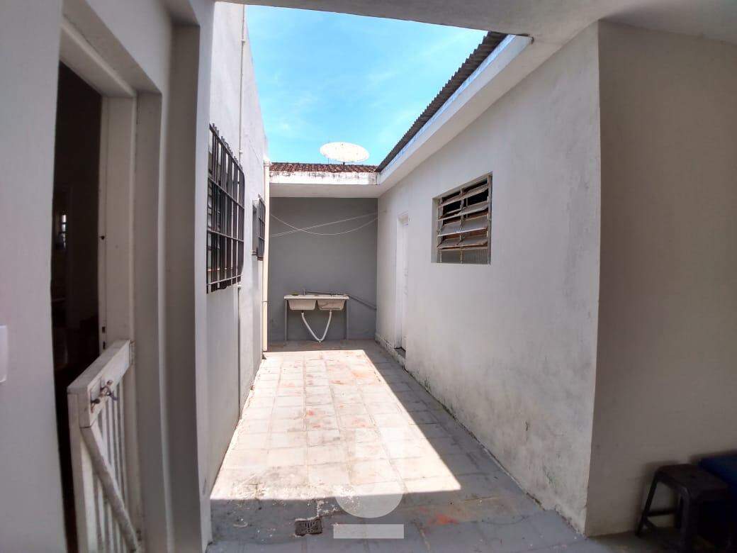 Casa à venda com 3 quartos, 194m² - Foto 10