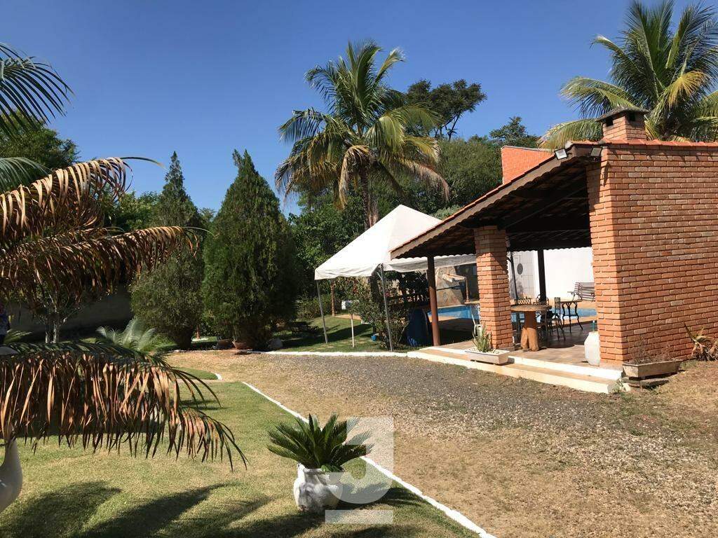 Fazenda à venda com 3 quartos, 165m² - Foto 26