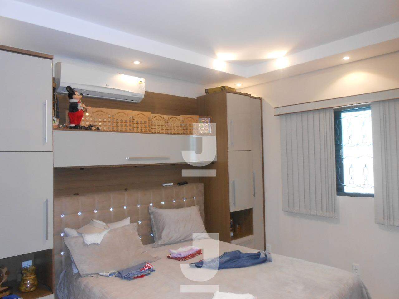 Casa à venda com 4 quartos, 190m² - Foto 10