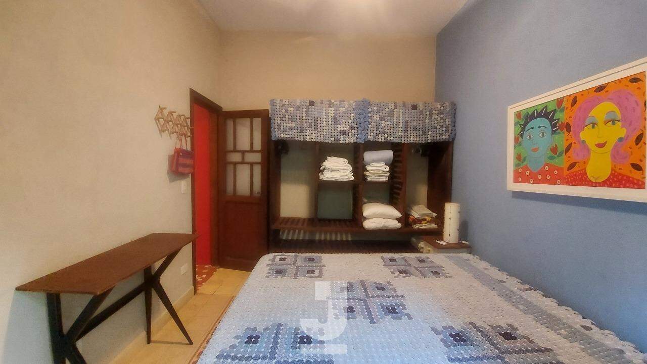 Casa à venda com 3 quartos, 230m² - Foto 10