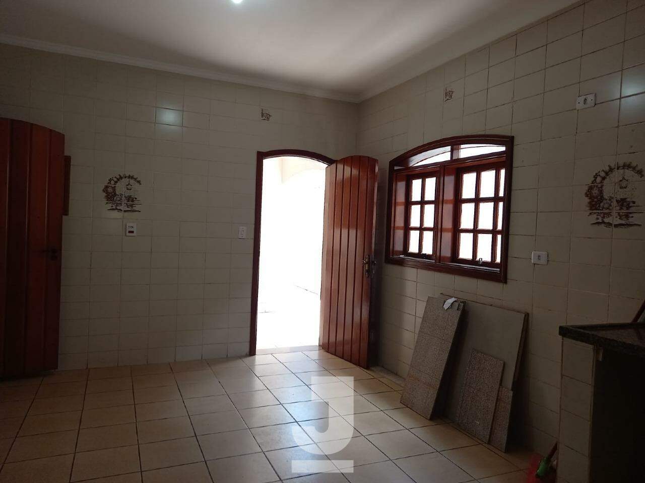 Casa à venda com 5 quartos, 350m² - Foto 11