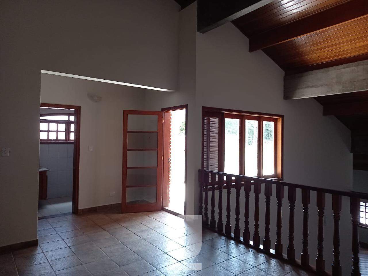 Casa à venda com 5 quartos, 350m² - Foto 4