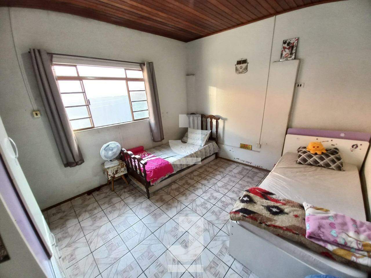 Casa à venda com 2 quartos, 95m² - Foto 11