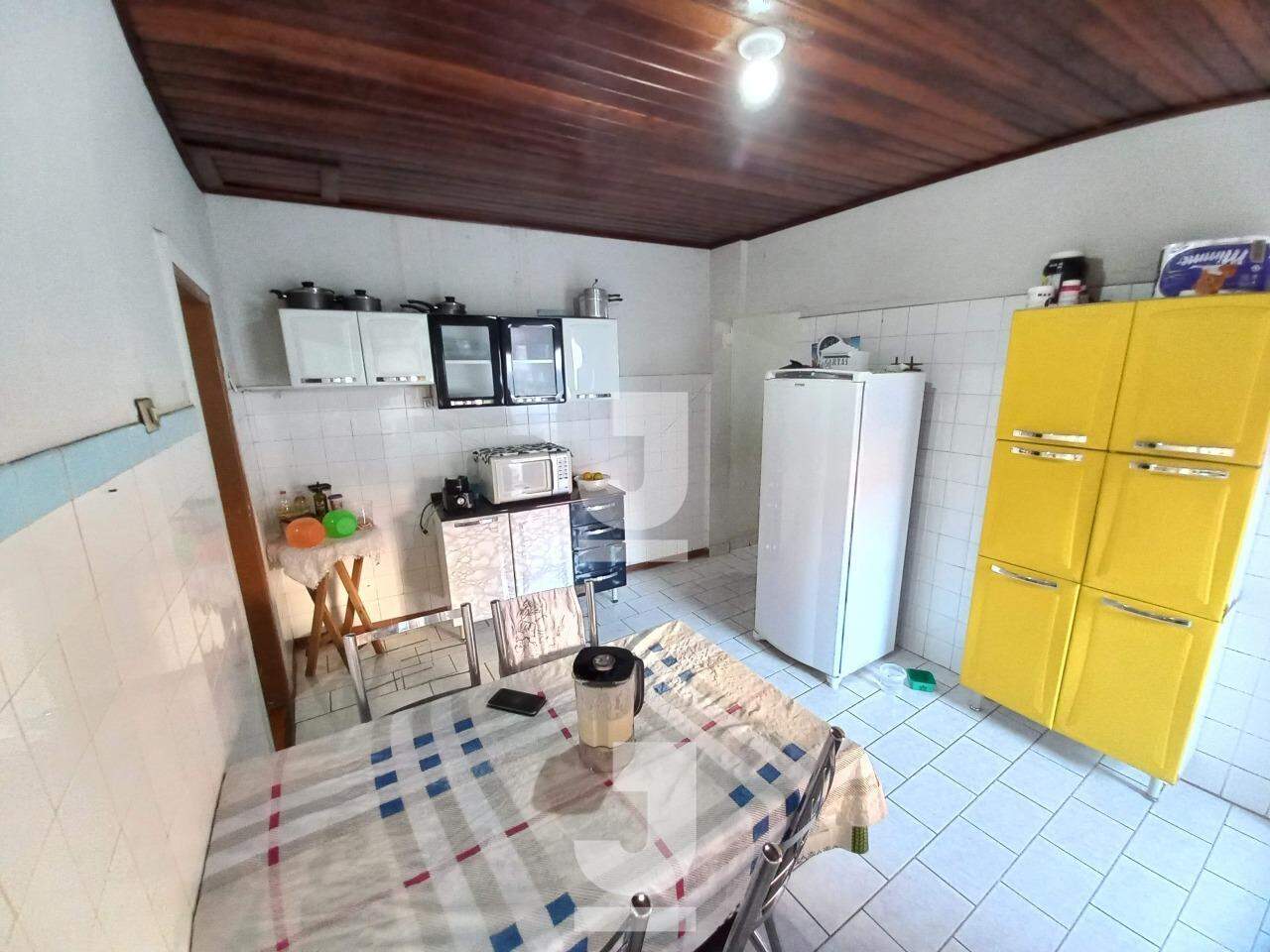 Casa à venda com 2 quartos, 95m² - Foto 9