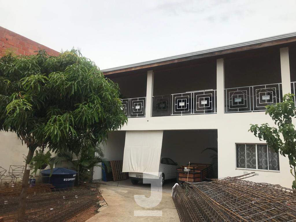 Casa à venda com 2 quartos, 301m² - Foto 1