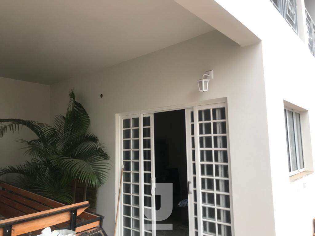 Casa à venda com 2 quartos, 301m² - Foto 11