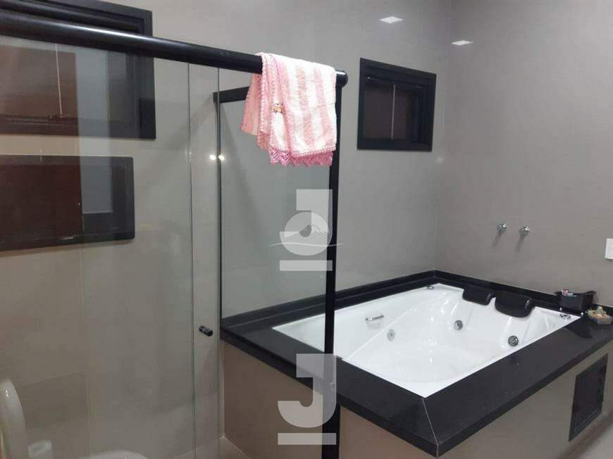 Casa de Condomínio à venda com 4 quartos, 300m² - Foto 11