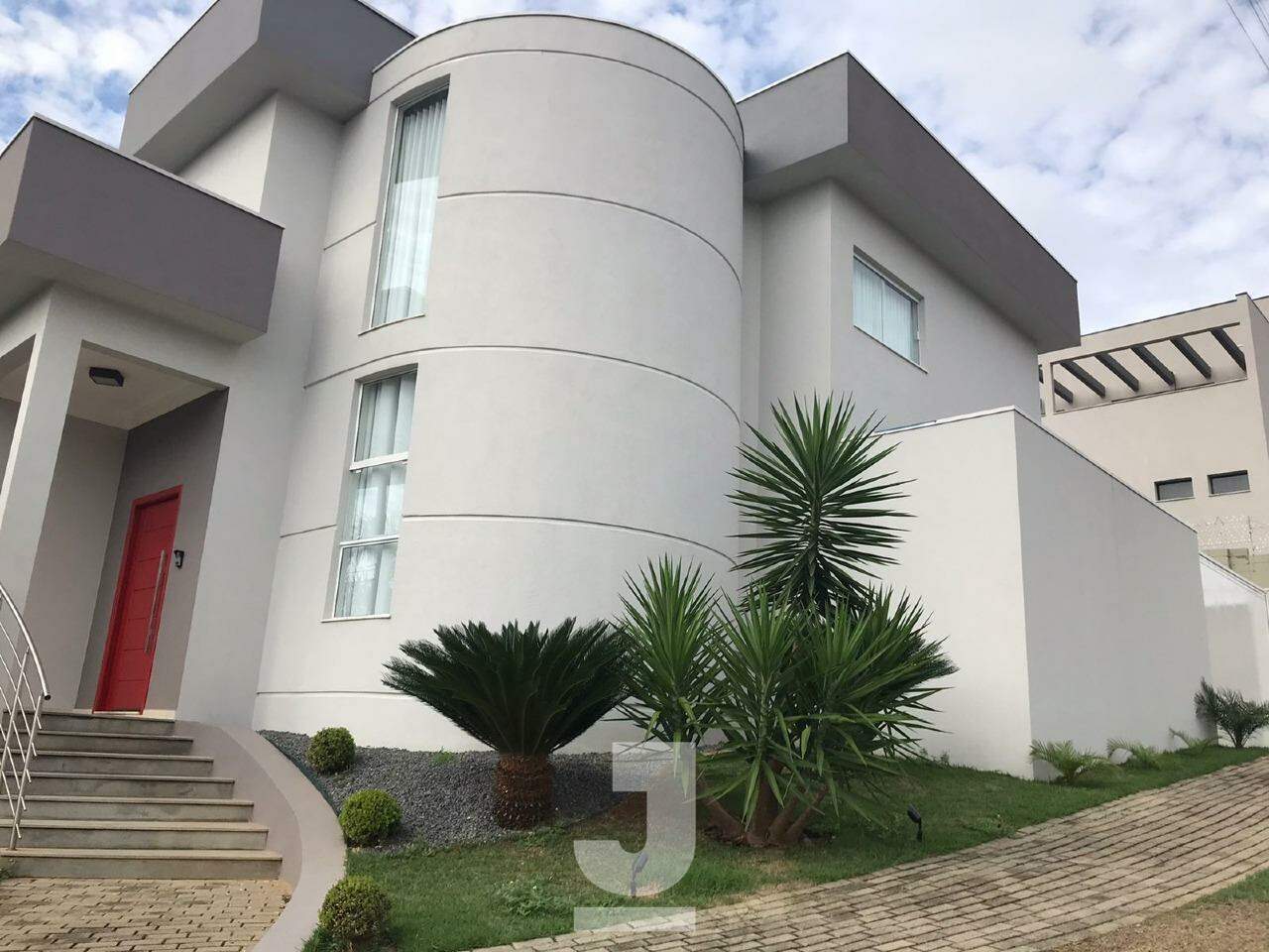 Casa de Condomínio à venda com 4 quartos, 290m² - Foto 3