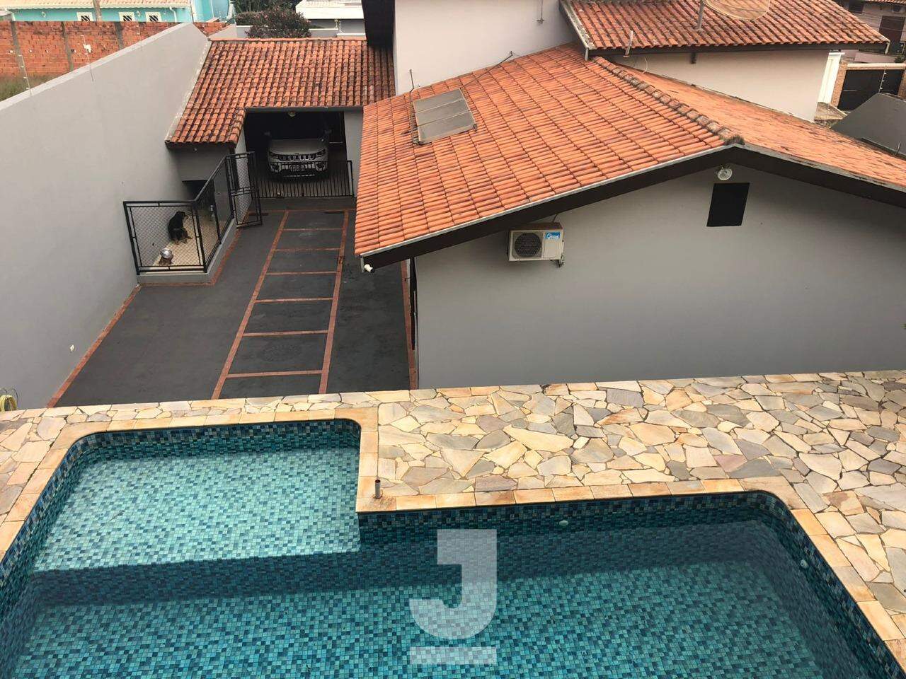 Casa à venda com 4 quartos, 360m² - Foto 2