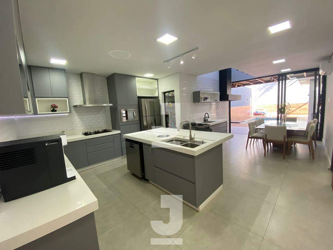 Casa de Condomínio à venda com 5 quartos, 288m² - Foto 16