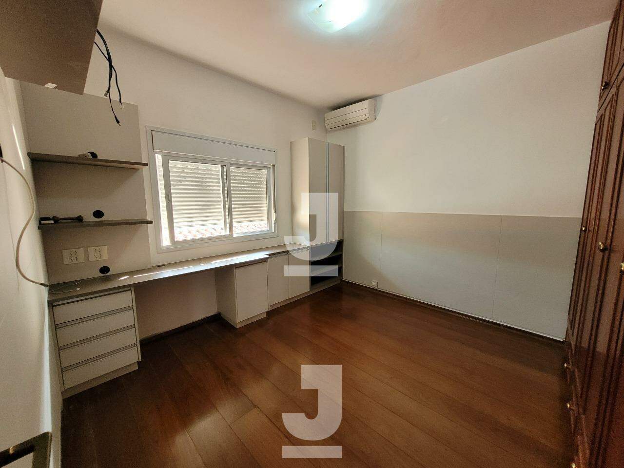 Casa de Condomínio à venda com 4 quartos, 231m² - Foto 43