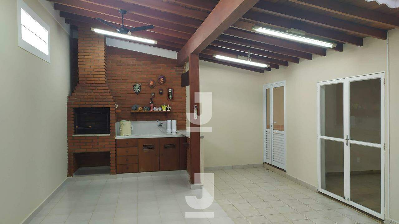 Casa de Condomínio à venda com 4 quartos, 231m² - Foto 22