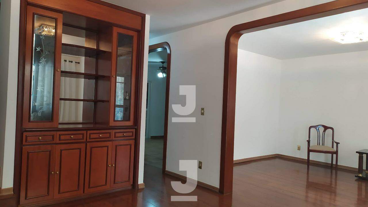 Casa de Condomínio à venda com 4 quartos, 231m² - Foto 12