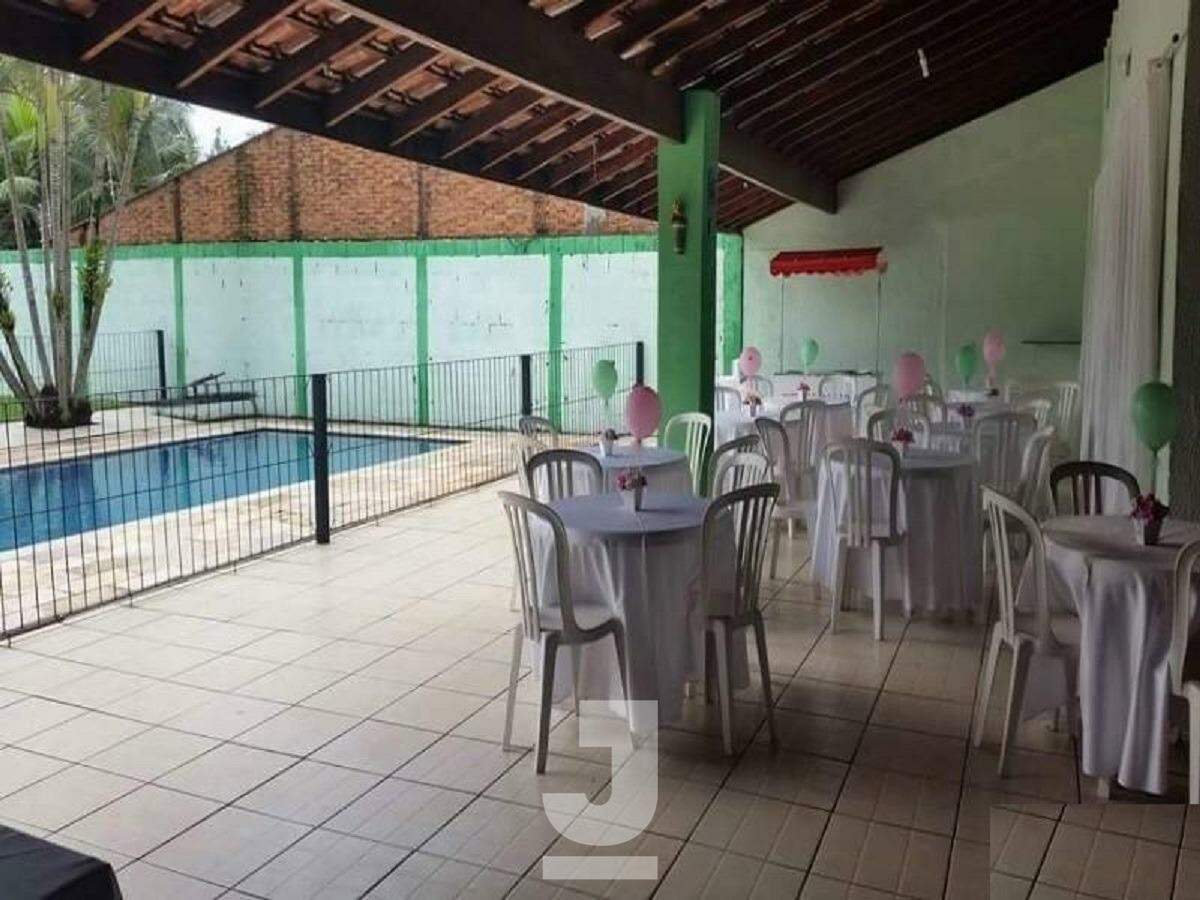 Casa à venda com 3 quartos, 500m² - Foto 4