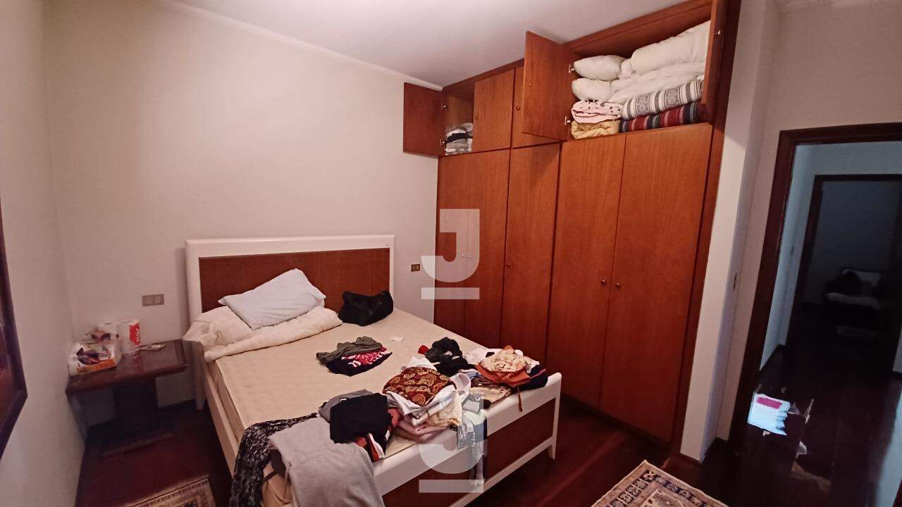 Casa à venda com 3 quartos, 356m² - Foto 27