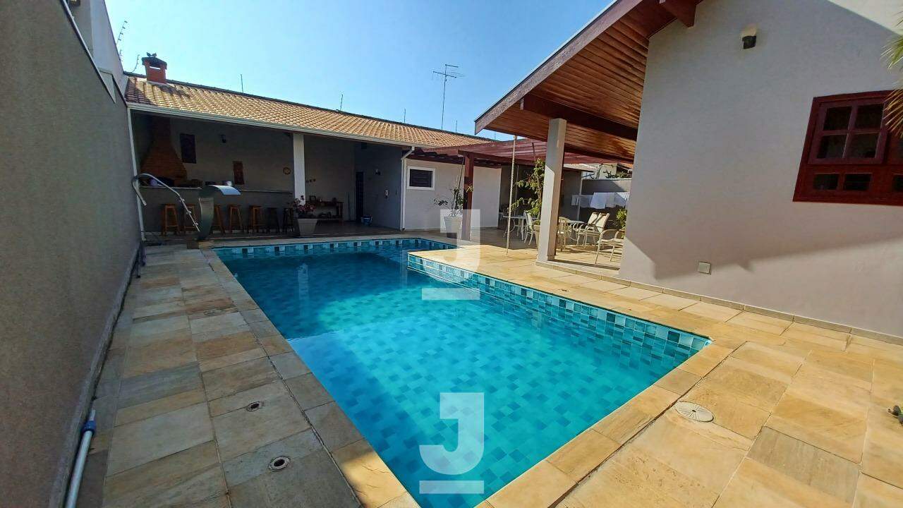 Casa à venda com 3 quartos, 356m² - Foto 3