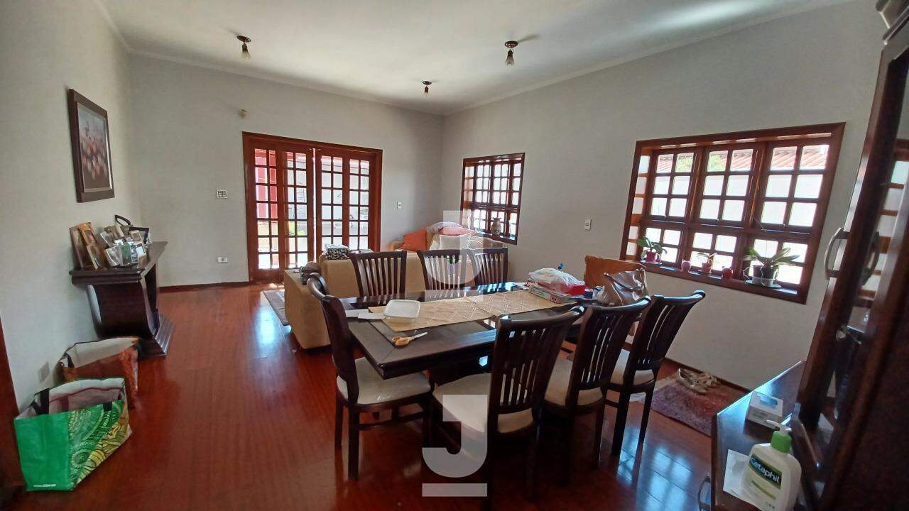 Casa à venda com 3 quartos, 356m² - Foto 6