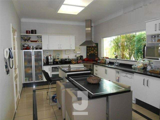 Casa à venda com 3 quartos, 250m² - Foto 10