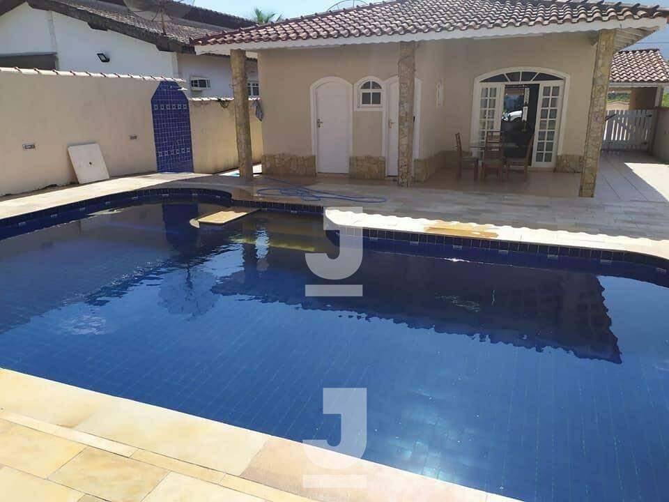 Casa de Condomínio à venda com 5 quartos, 200m² - Foto 2